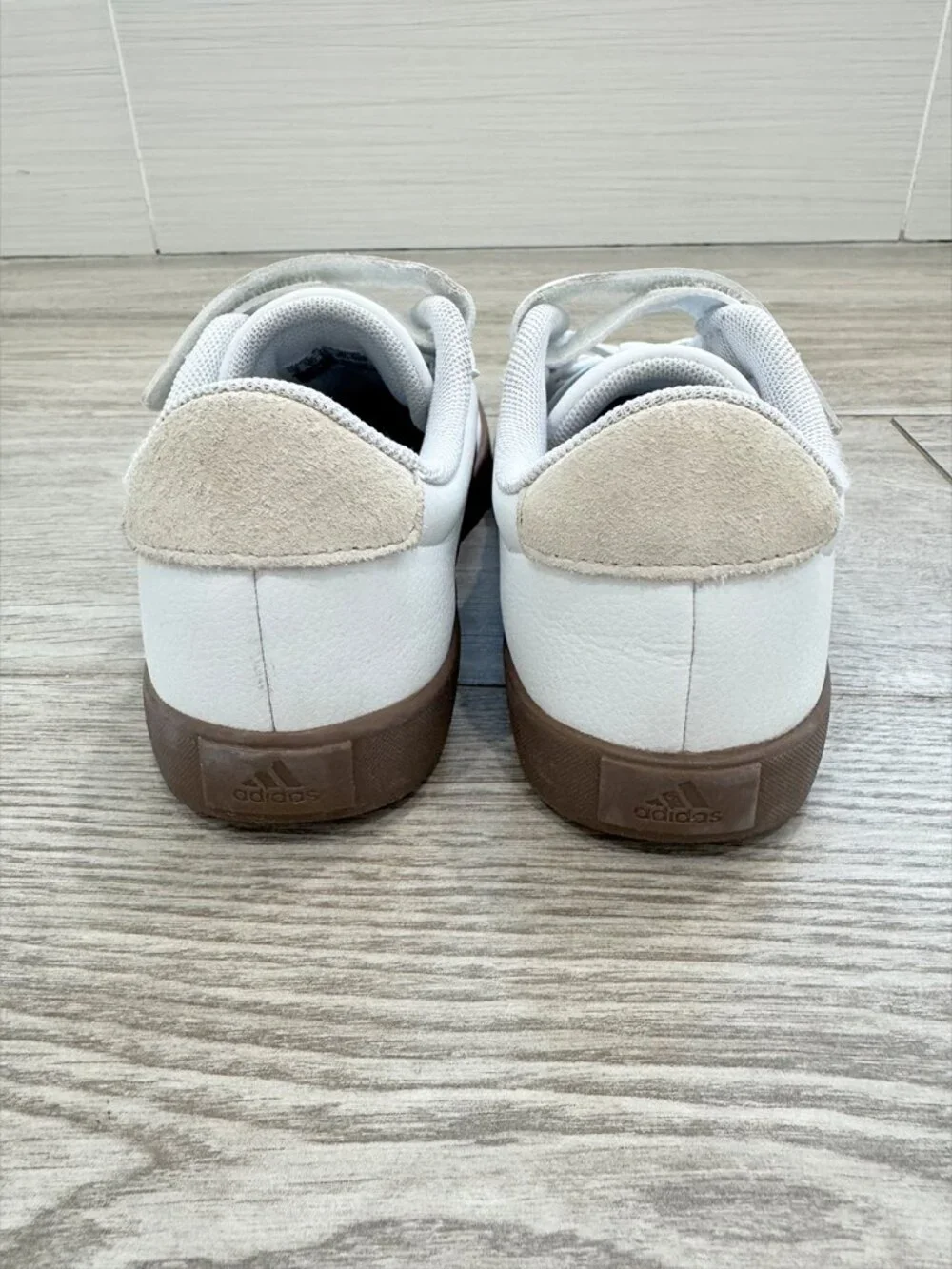 Adidas VL Court 3.0 Kids Skateboarding Sneakers Size 2